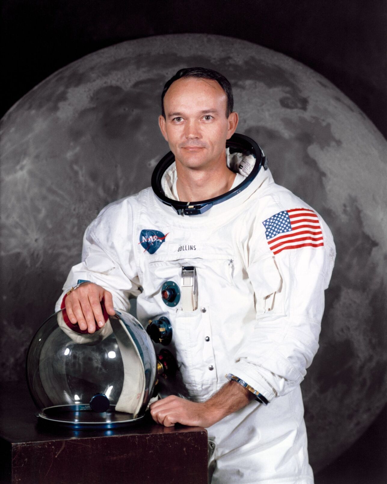 SWNS_SPACE_AUCTION_05_101043